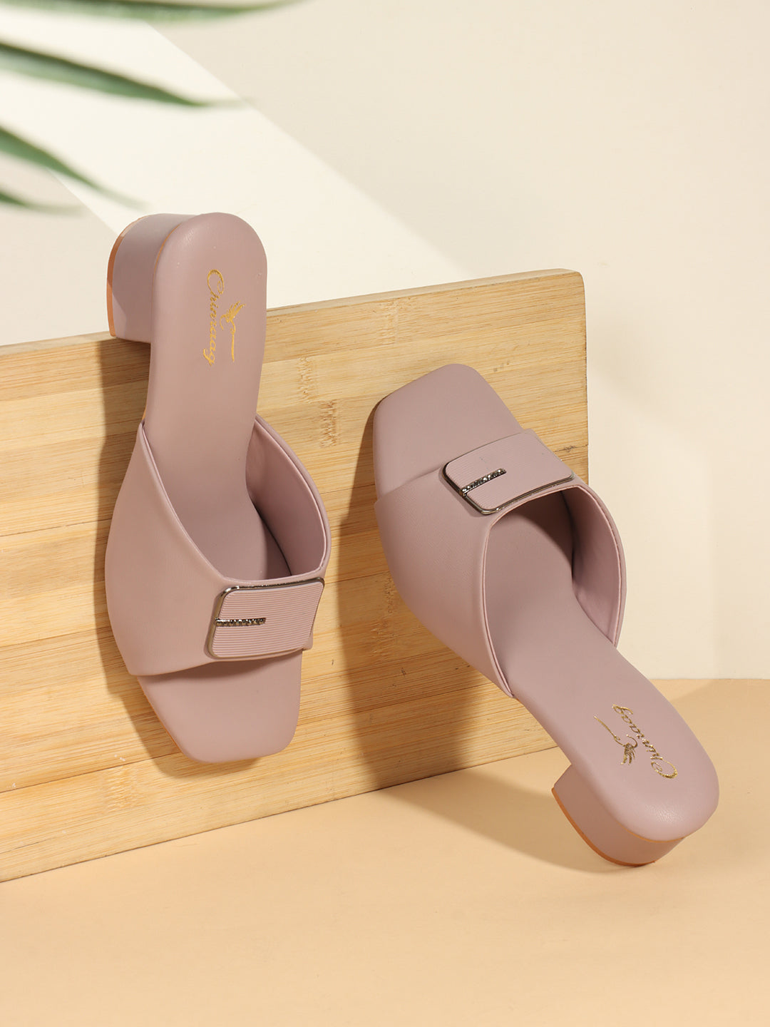 Women sandal