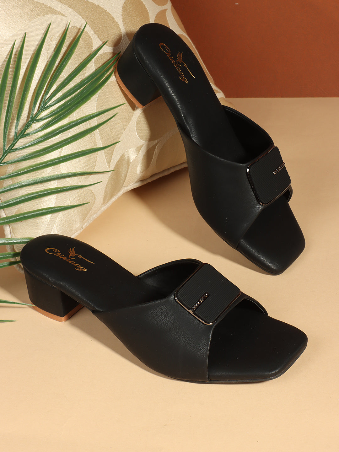 Women sandal