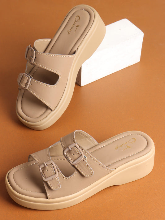 Women sandal