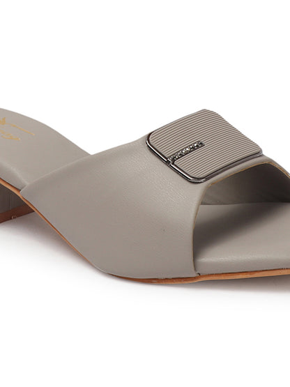 Women sandal